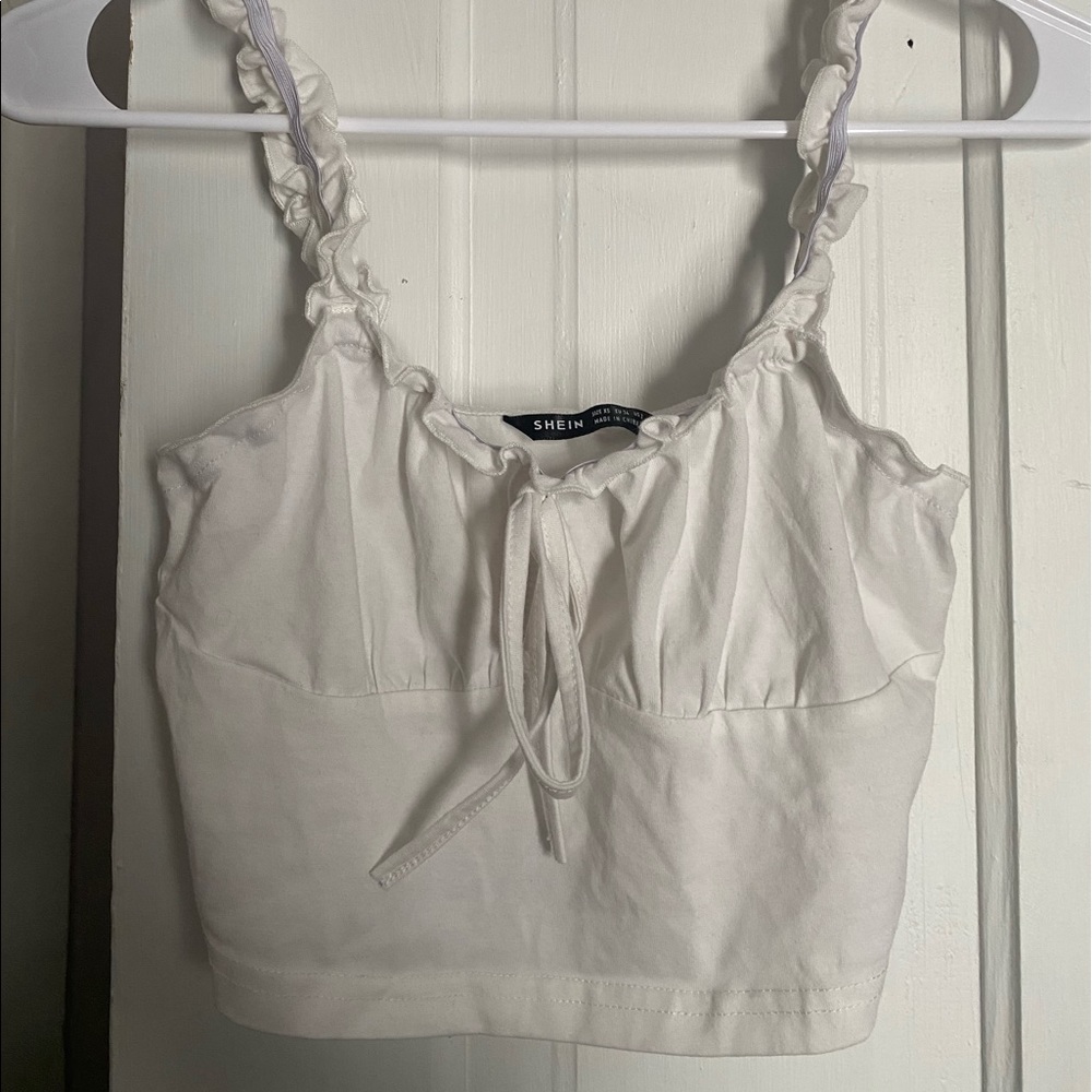 cute crop top!